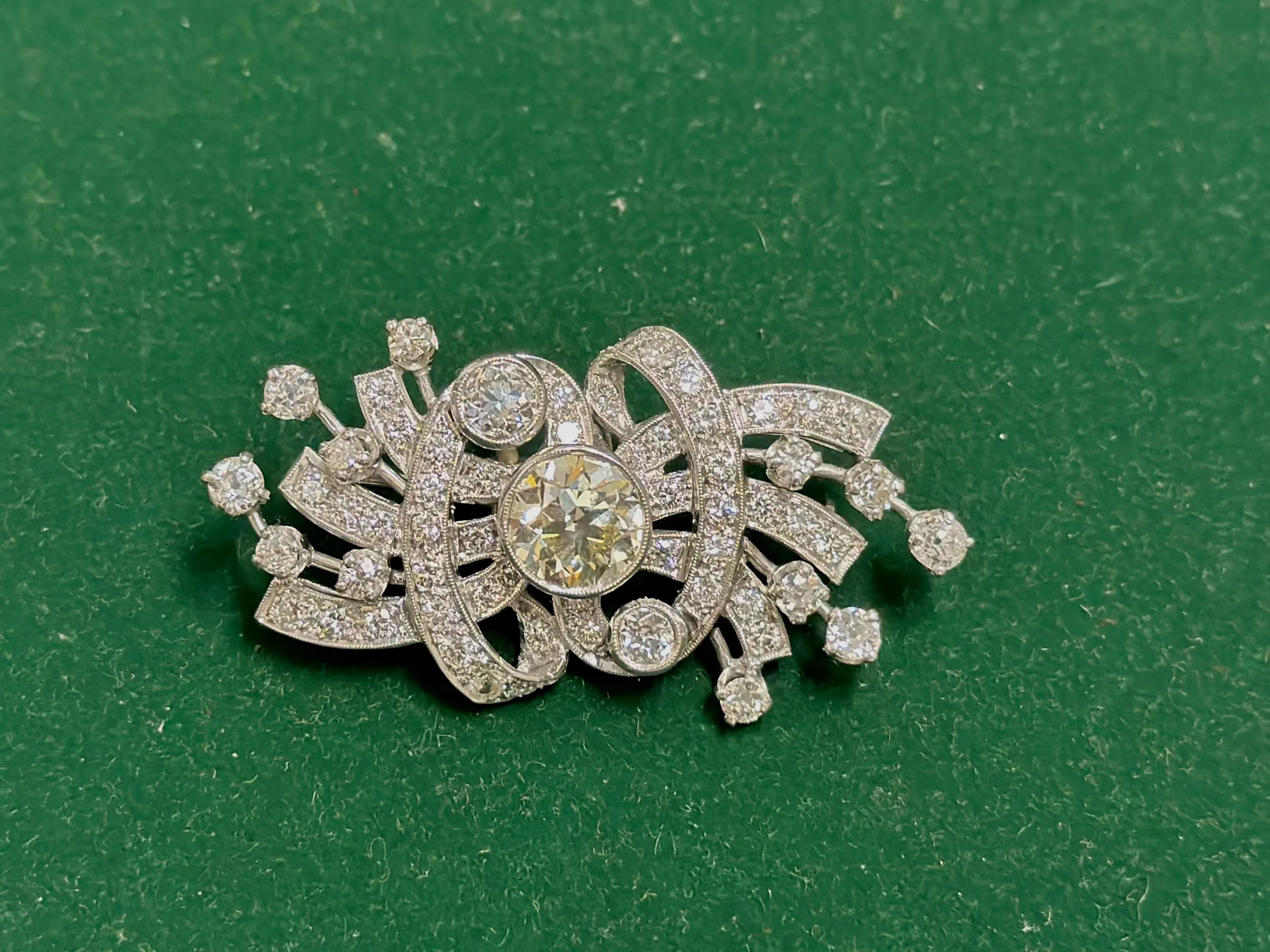 1920s STUNNING WHITE GOLD PIN/PENDANT W/ 53 DIAMONDS HAND ENGRAVED - $100k APR wCoA