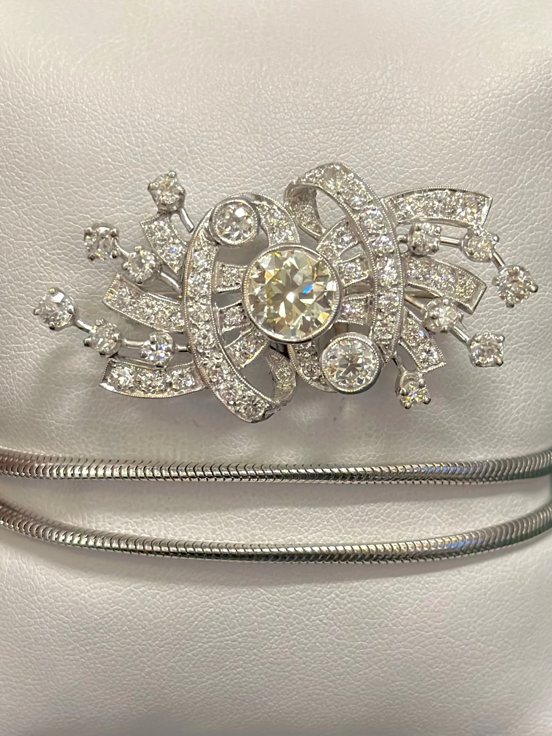 1920s STUNNING WHITE GOLD PIN/PENDANT W/ 53 DIAMONDS HAND ENGRAVED - $100k APR wCoA