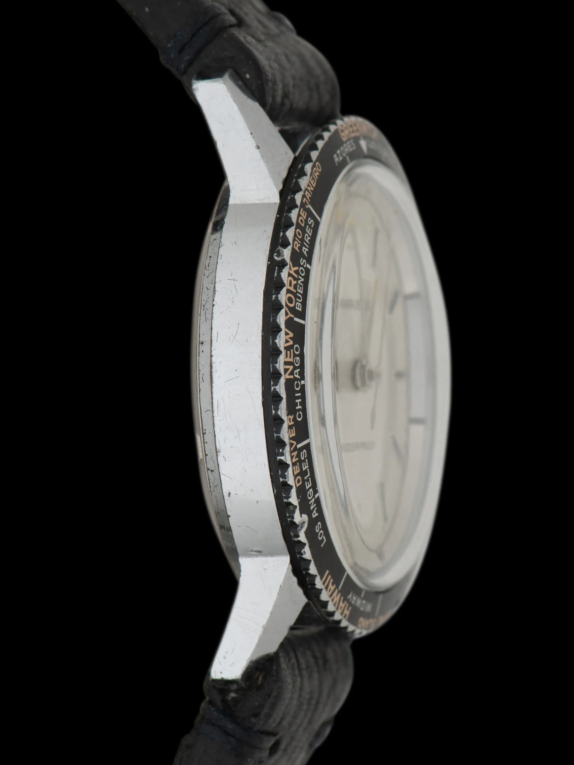 1969 Bulova Caravelle Worldtimer (Ref. 695)