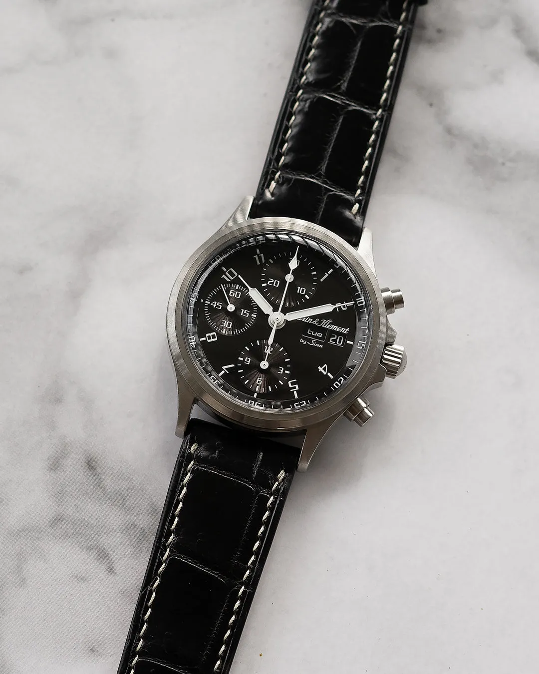 Alligator Square Scale Leather Strap (Black, Semi-matte)