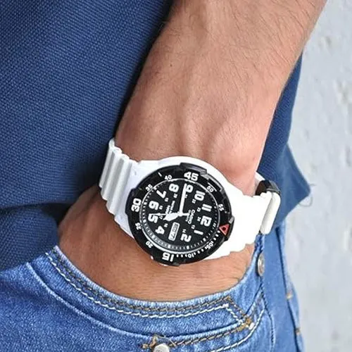 CASIO Black and White Watch #MRW-200HC-7BVDF