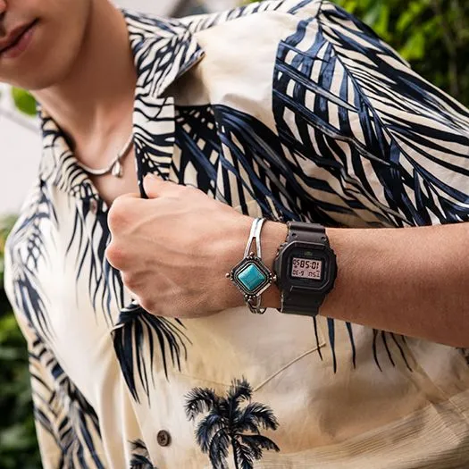 CASIO G-Shock Resin Band 200-meter water resistance #DW-5600MNT-1DR