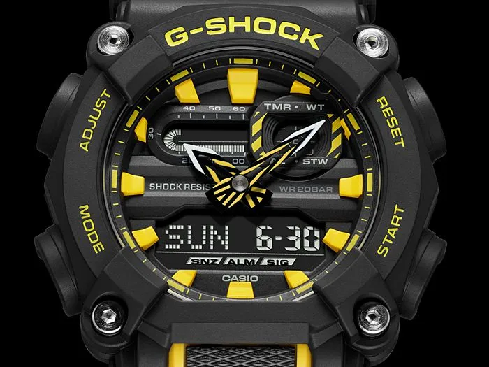 CASIO G-Shock Resin Band 200-meter water resistance #GA-900A-1A9ER