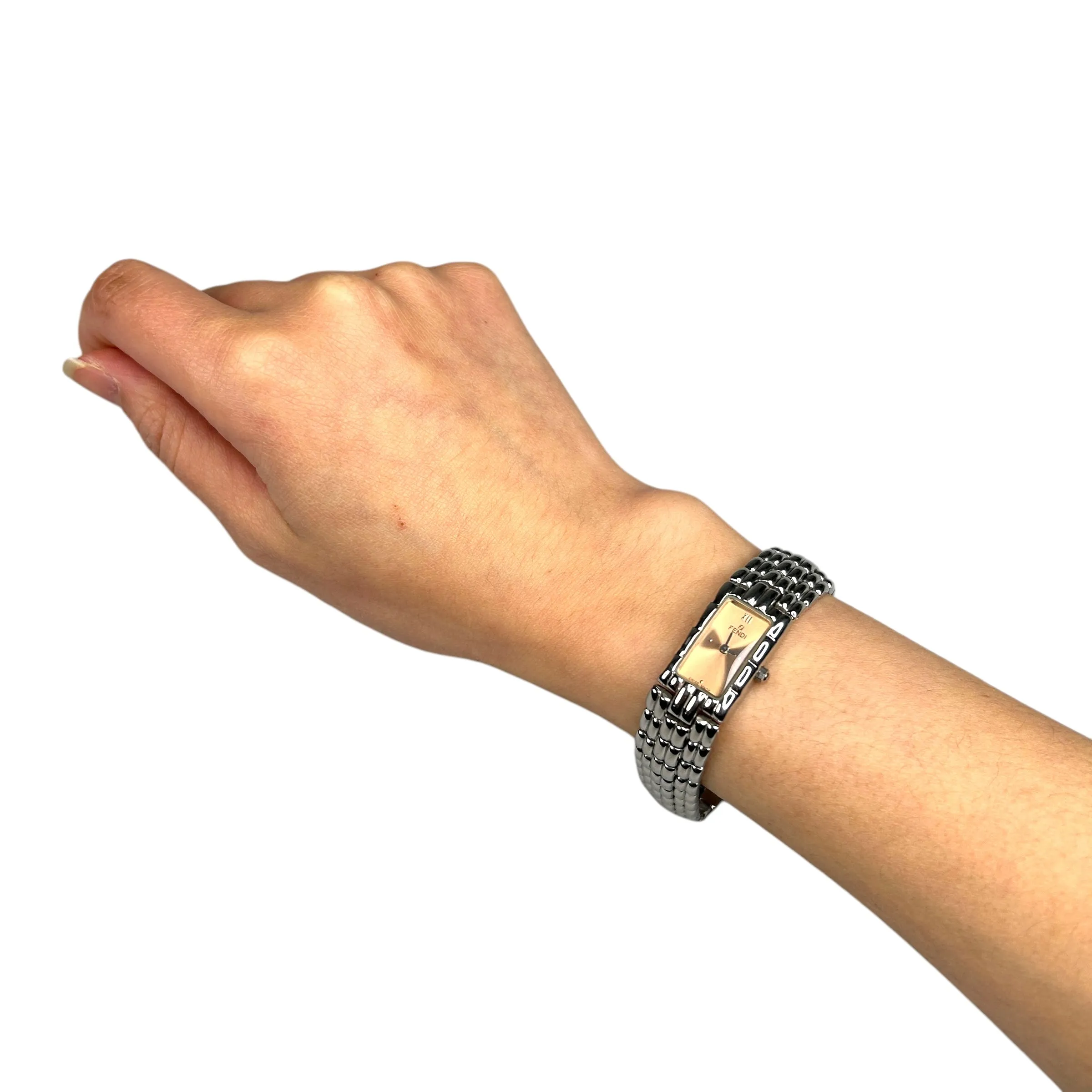 FENDI 660L QUARTZ MOVEMENT WATCH