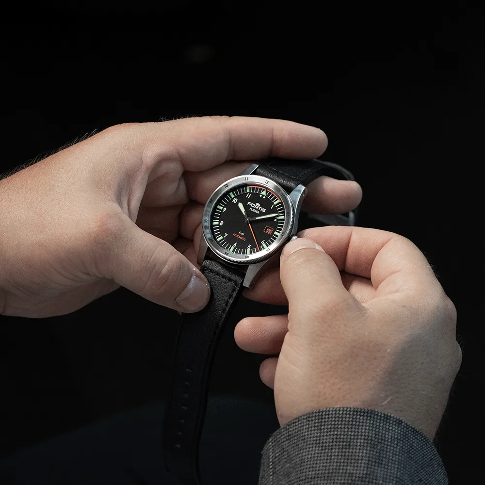 Fortis Flieger F-41 Automatic On Aviator Strap