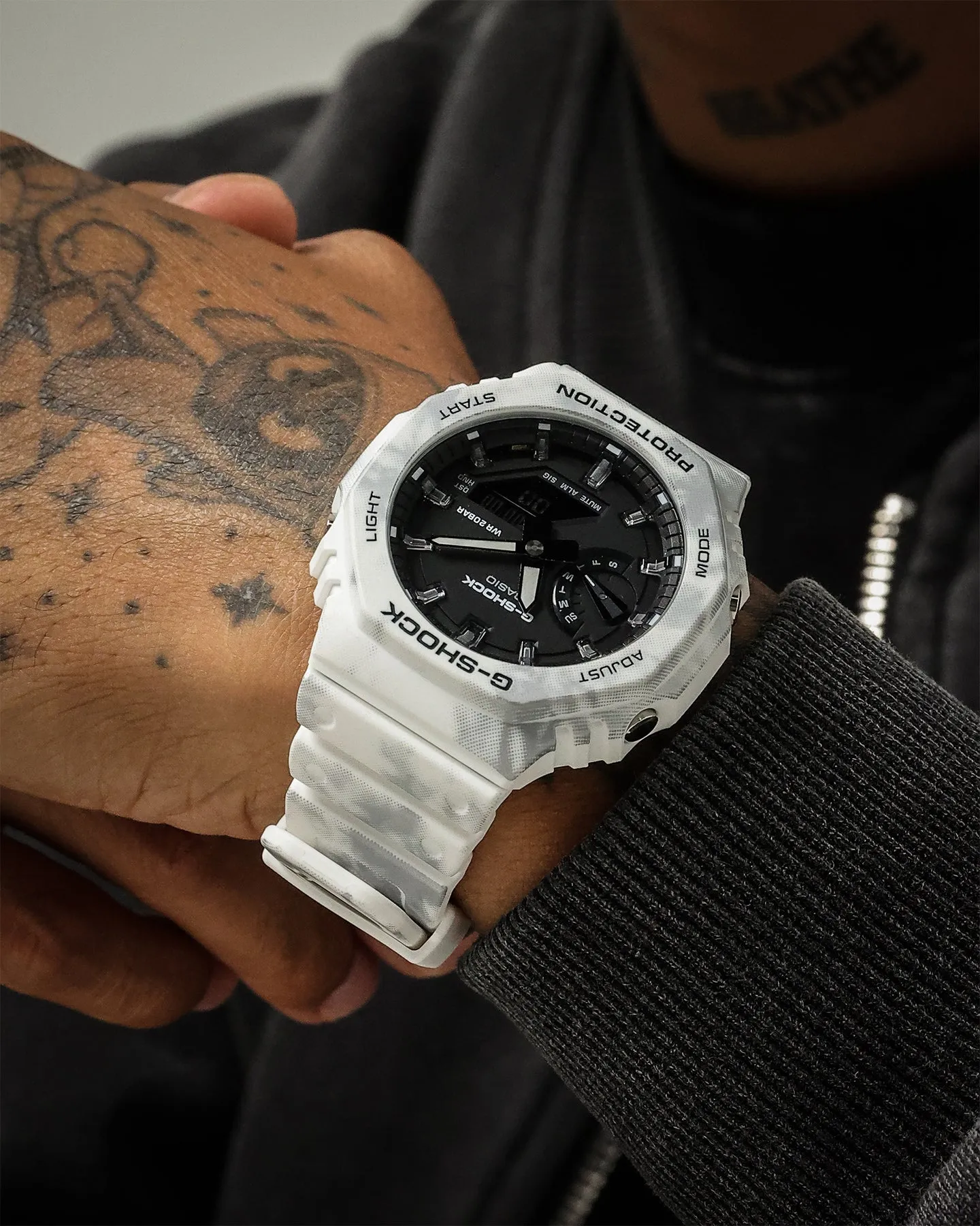 G SHOCK GAE2100GC-7A Snow Camo