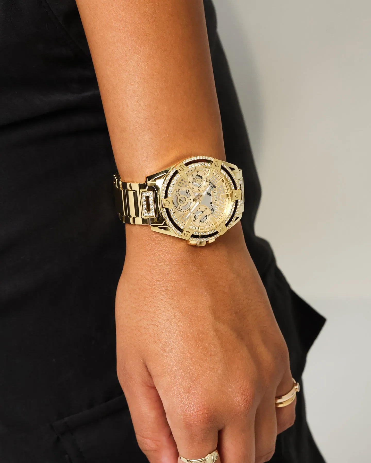 Guess Mainline Women's Queen Watch Gold