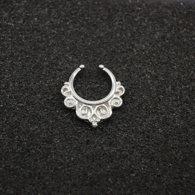 High quality metal fake nose ring Medical titanium jewelry clicker faux septum Piercing clip non Body Hoop For Women wholesale