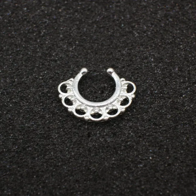 High quality metal fake nose ring Medical titanium jewelry clicker faux septum Piercing clip non Body Hoop For Women wholesale