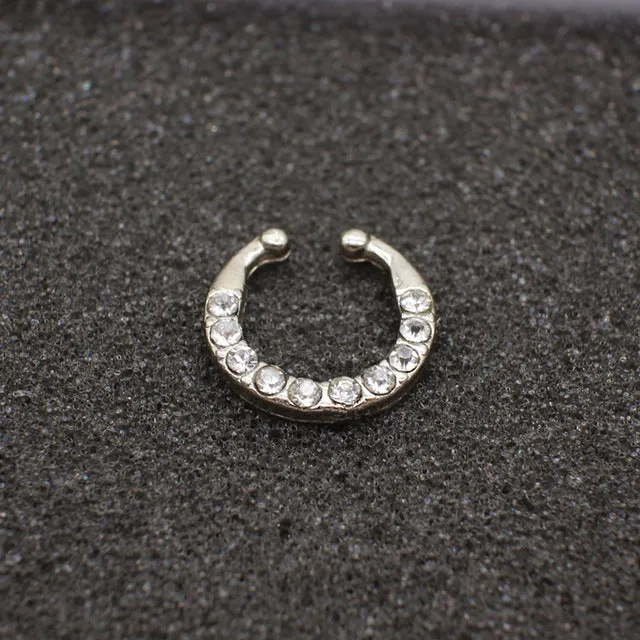 High quality metal fake nose ring Medical titanium jewelry clicker faux septum Piercing clip non Body Hoop For Women wholesale