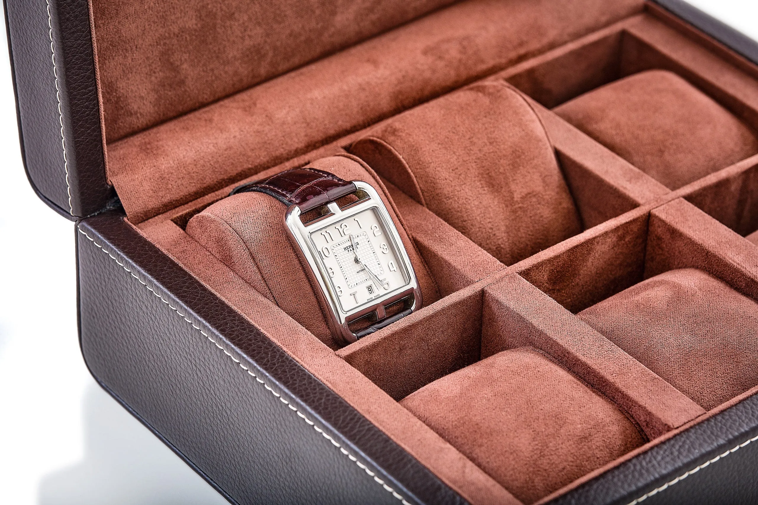 LNCH Watch Case Chocolate Brown