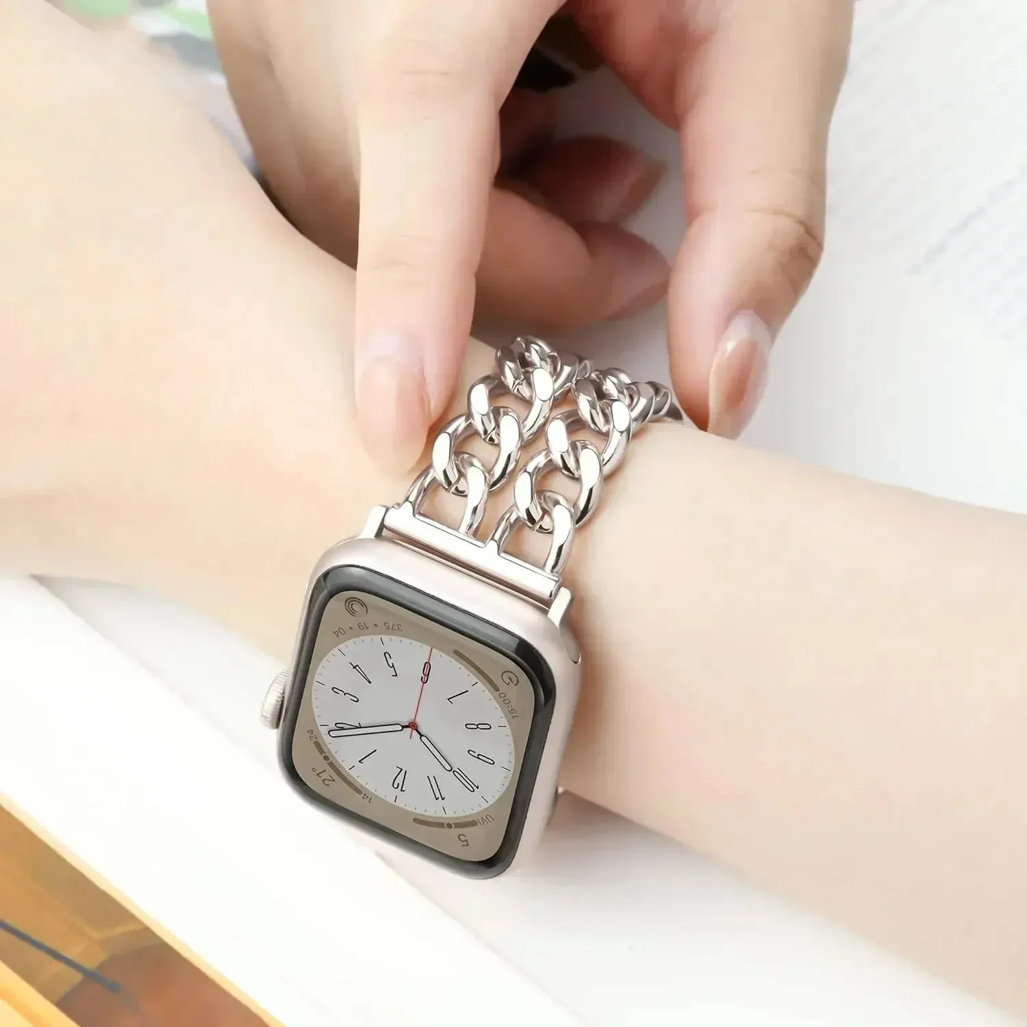 Premium Metal Chain Women's Apple Watch Bracelet Strap - Stylish 38mm to 49mm Wristband for iWatch models up to 9 Smart Watch Accessories Replacement Watchbands - Stylish Gift for Ladies