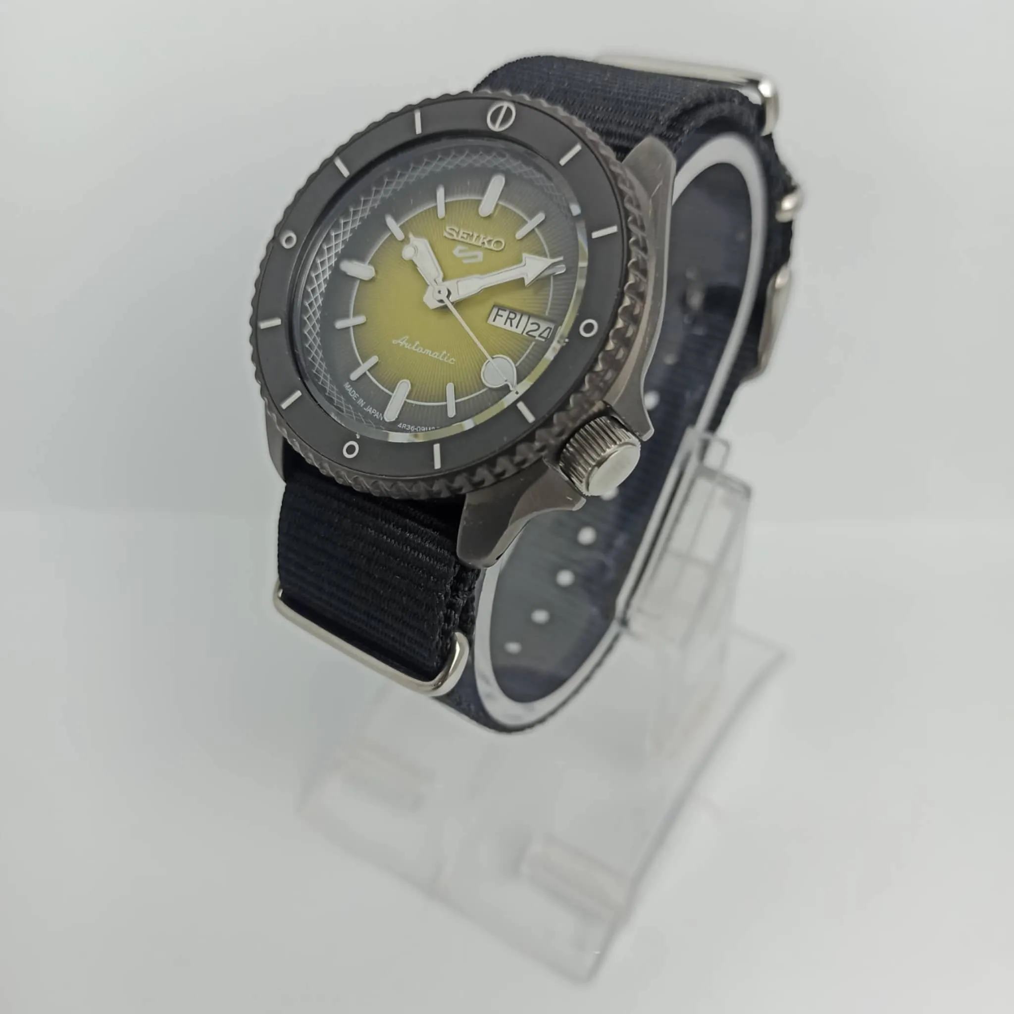 Seiko 5 - Pre-Owned Original - Automatic - Limited Edition - 42mm - Men's Watch.