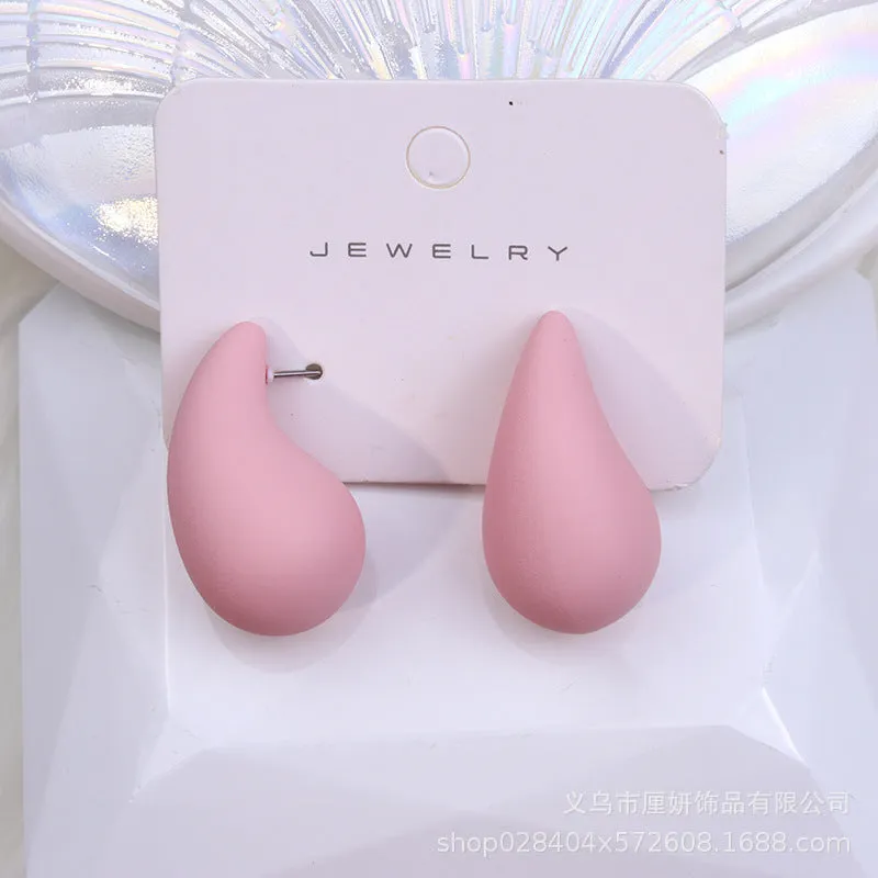 Sense of luxury niche hollow drop earrings personality temperament earrings dopamine stud earrings jewelry wholesale women
