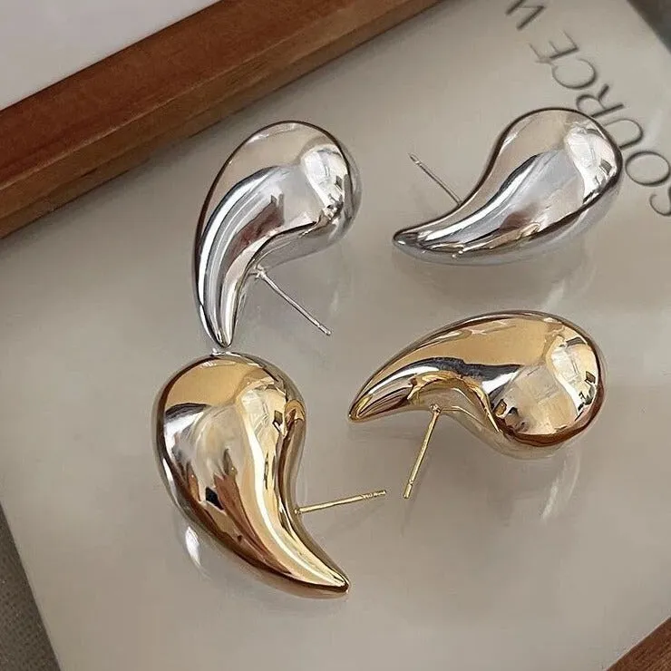 Sense of luxury niche hollow drop earrings personality temperament earrings dopamine stud earrings jewelry wholesale women